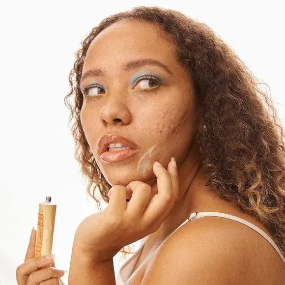 TOPICALS Like Butter Hydrating Mask, NEW - Picture 2 of 13